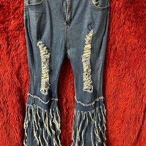 I loved this style so much I bought them in denim too.  Funky fresh jeans